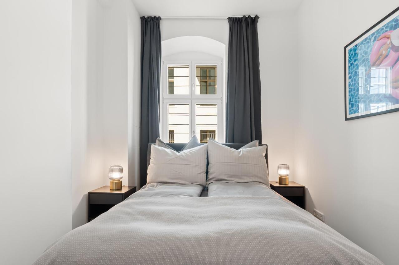 The Strassburger, Stylish 3 Bedroom Apartment In Downtown Berlin Exterior foto